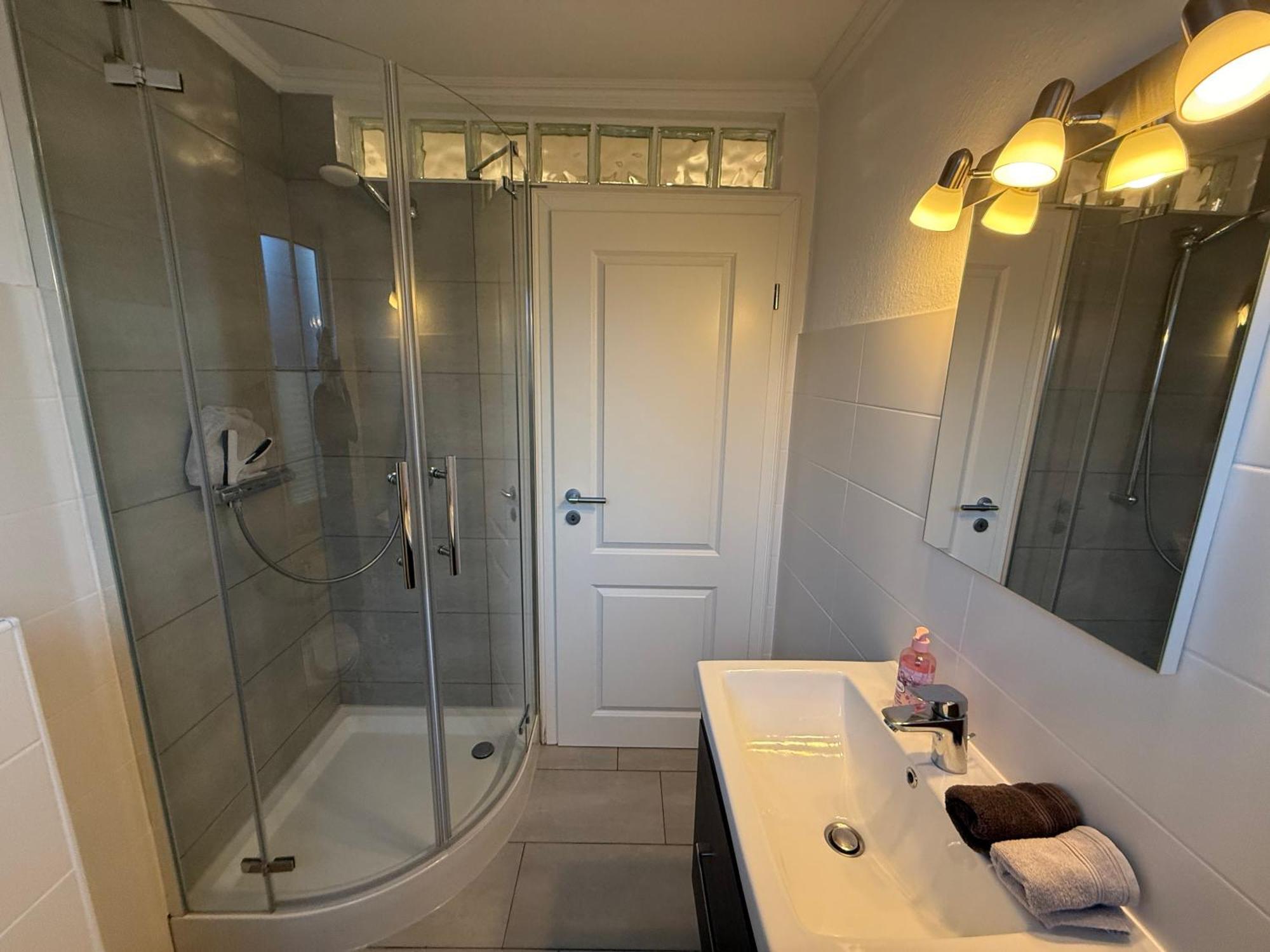 Ferienwohnung „Ole Karkenwech“ Husum-Roedemis Husum  Bagian luar foto